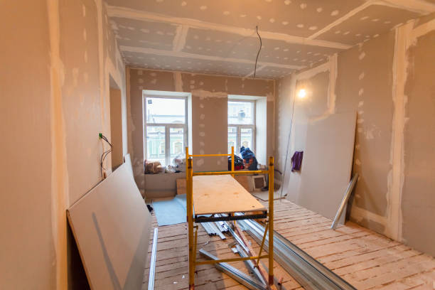 Best Emergency Mold Remediation  in Oroville, WA